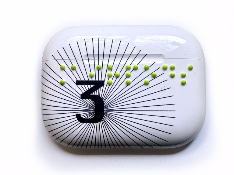 AirPods Case mit Braille